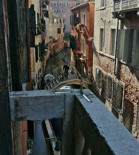 Balcone Sul Canale Apartmán